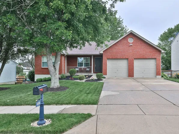 2601 Congress Dr, Hebron, KY 41048