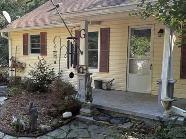 48135 Waterview Dr, Saint Inigoes, MD 20684