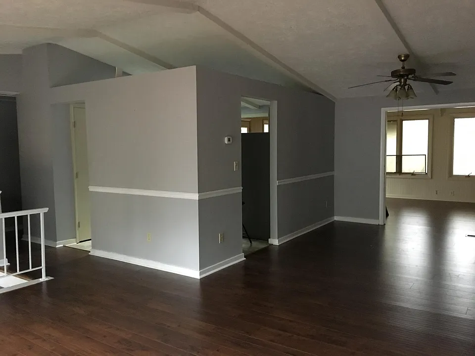 246 Pinehurst Ln