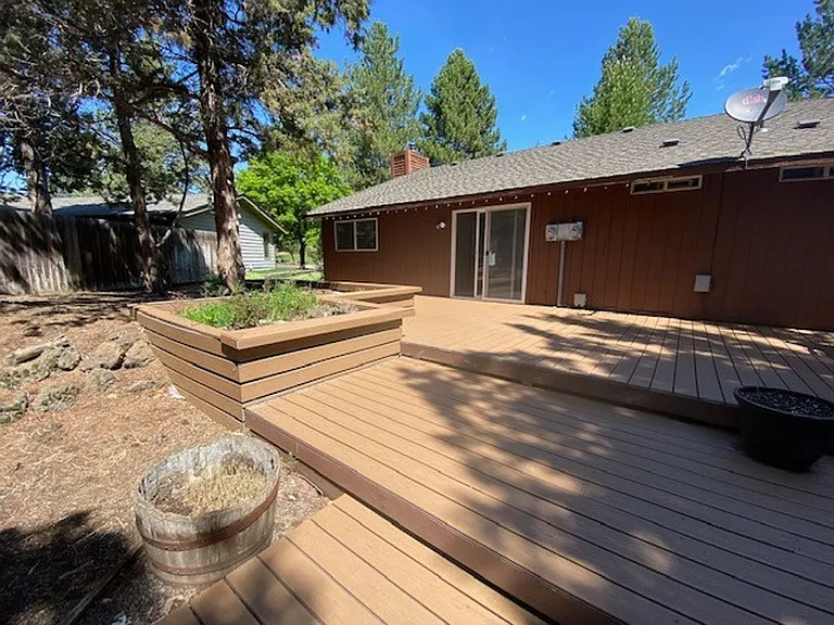 2910 NE Lotno Dr — Photo 10