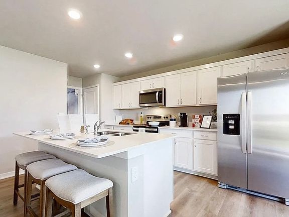 5th image of 20513 Margo St