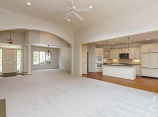 8065 Campbell Ln, Dublin, OH