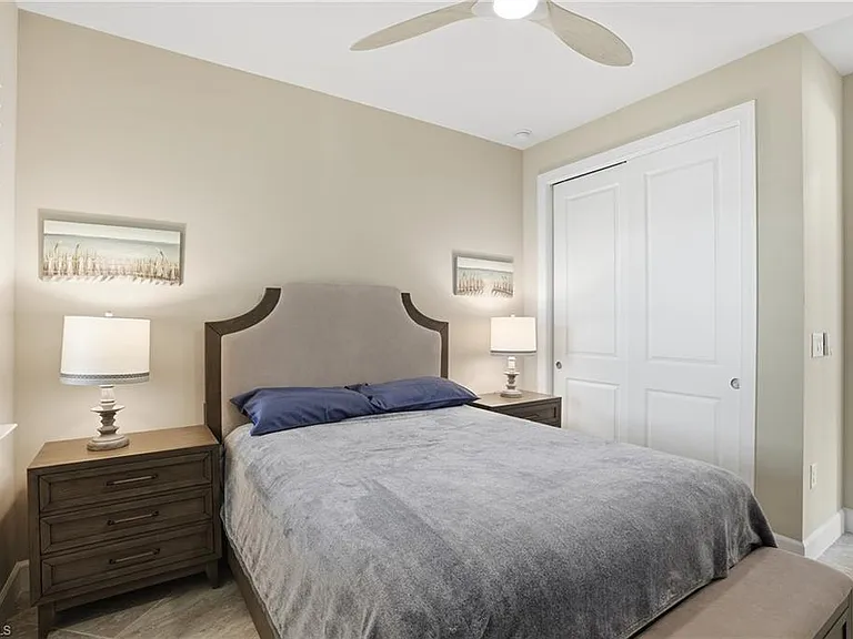 12361 Canal Grande Dr — Photo 20