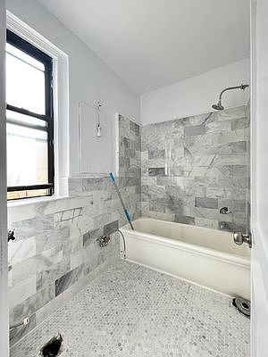 4th image of 865 W End Ave APT 4E