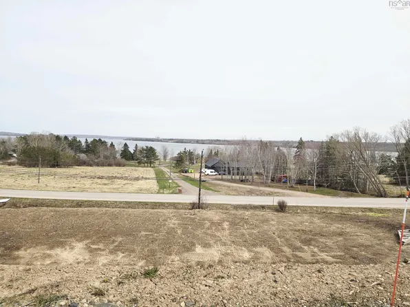 376 Highway Lyons, Brook, NS B0K 1H0