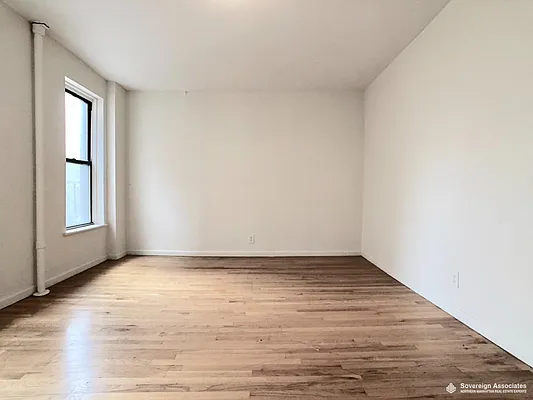 Rented by Sovereign Associates | media 4