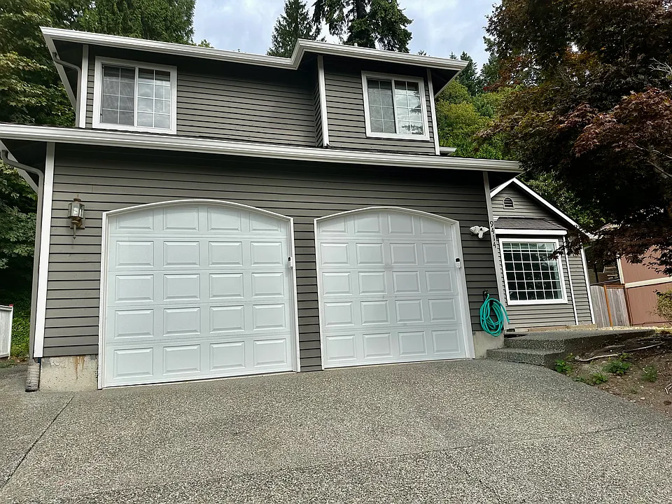 9414 NE 130th Pl