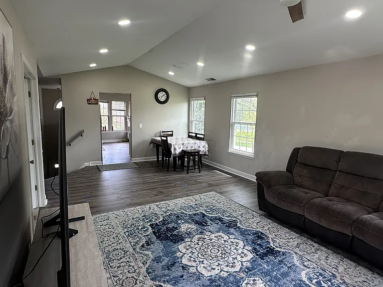 202 E Fabish Dr — Photo 16