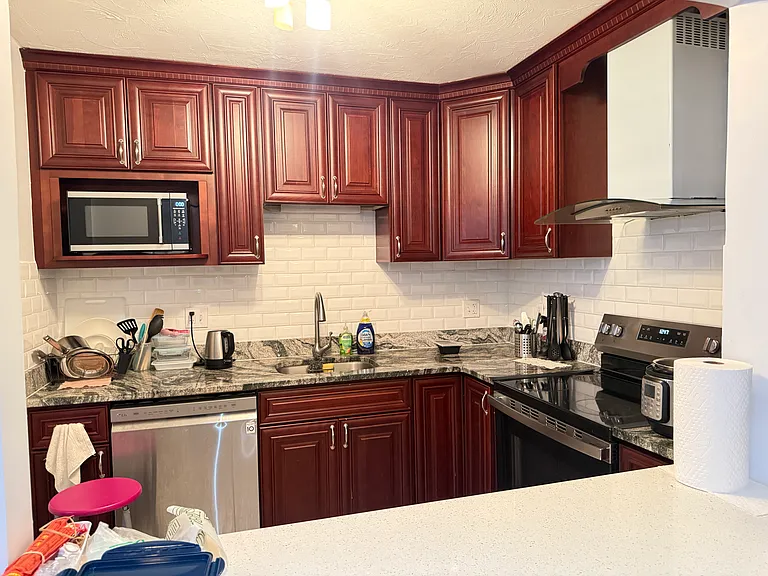 166 Quincy Shore Dr #107 — Photo 11