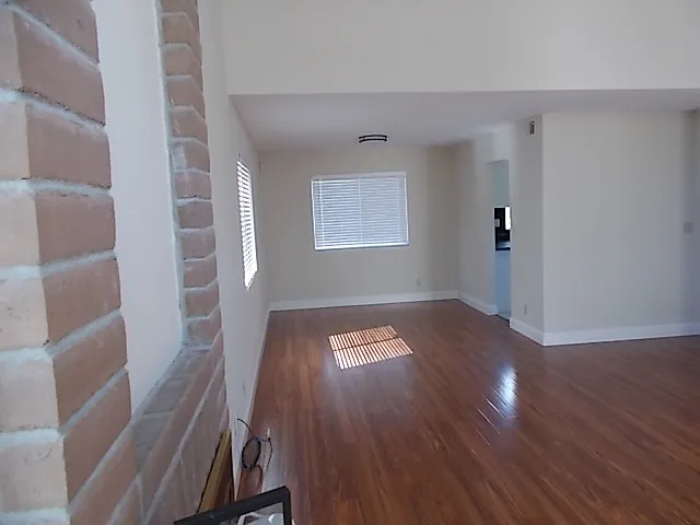4 bed, 2.5 bath, 1706 sqft, $4,700 — Photo 3