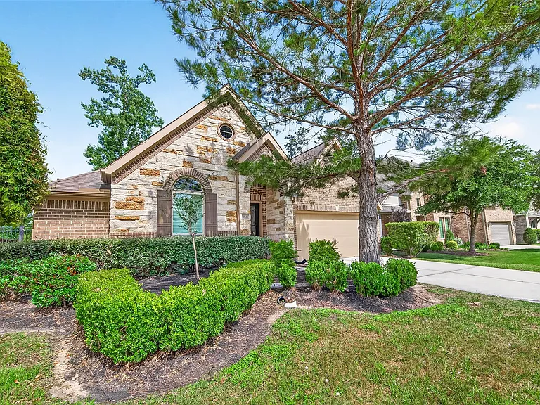 27128 Allenby Park Dr — Photo 2