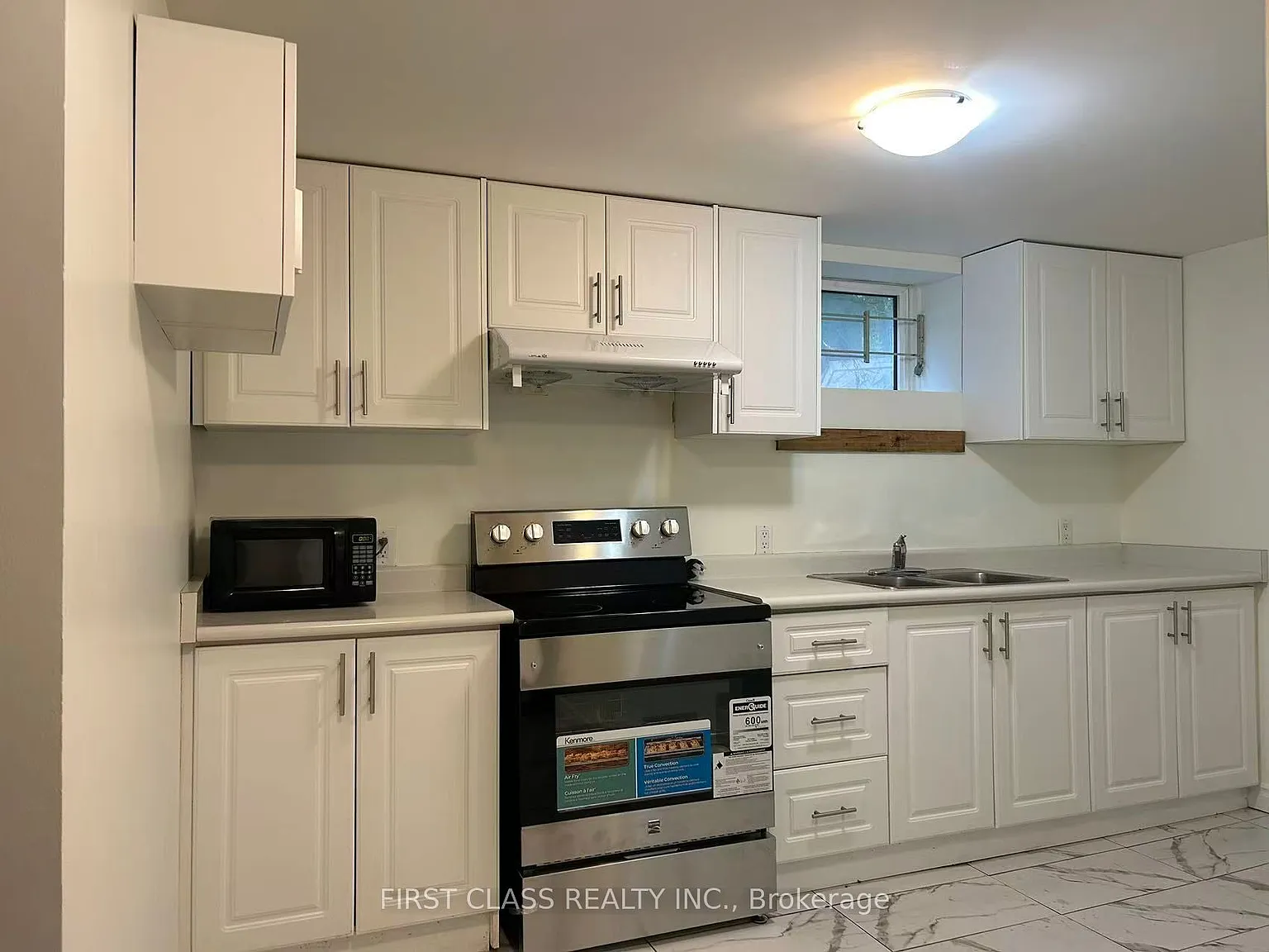 2 bed, $1,950 — Photo 1
