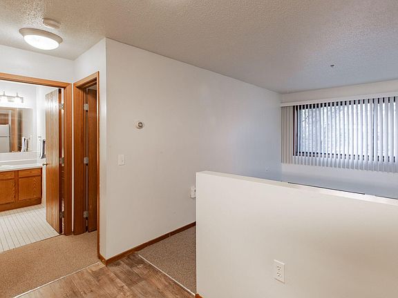 4th image of 3131 Coon Rapids Blvd NW #210