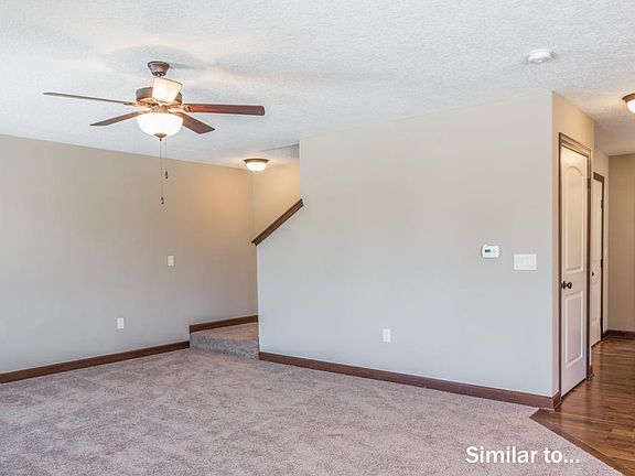 2nd image of 4720 NE Oak Dr