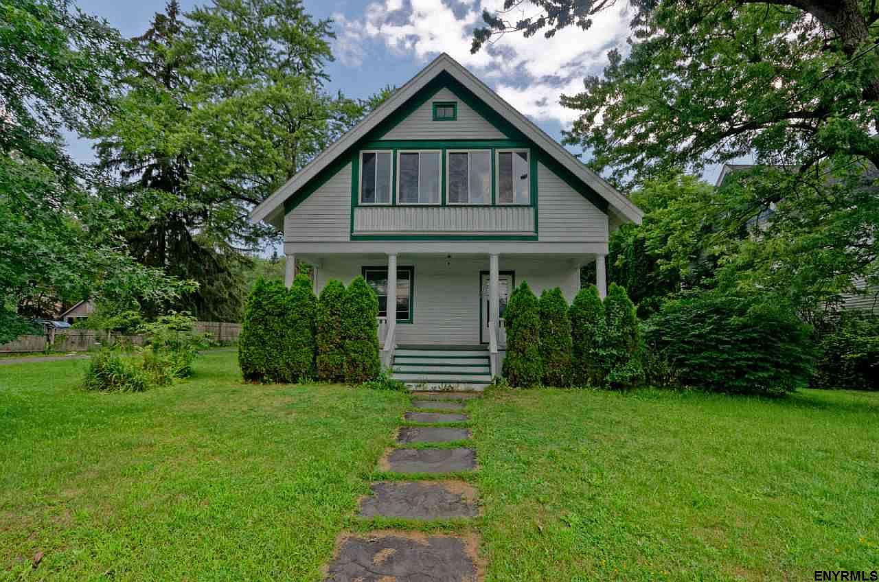 126 Main St, Altamont, NY 12009 Zillow