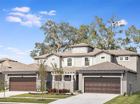 318 Villa Corte Dr, Lutz, FL 33549