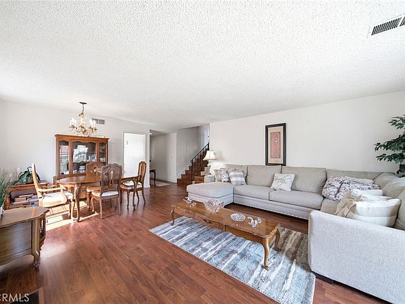 5th image of 1047 Ashbridge Ln