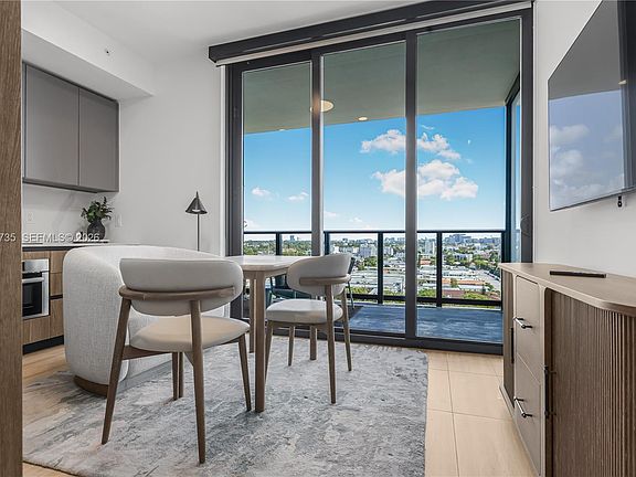 4th image of 580 72nd St Unit 1005
