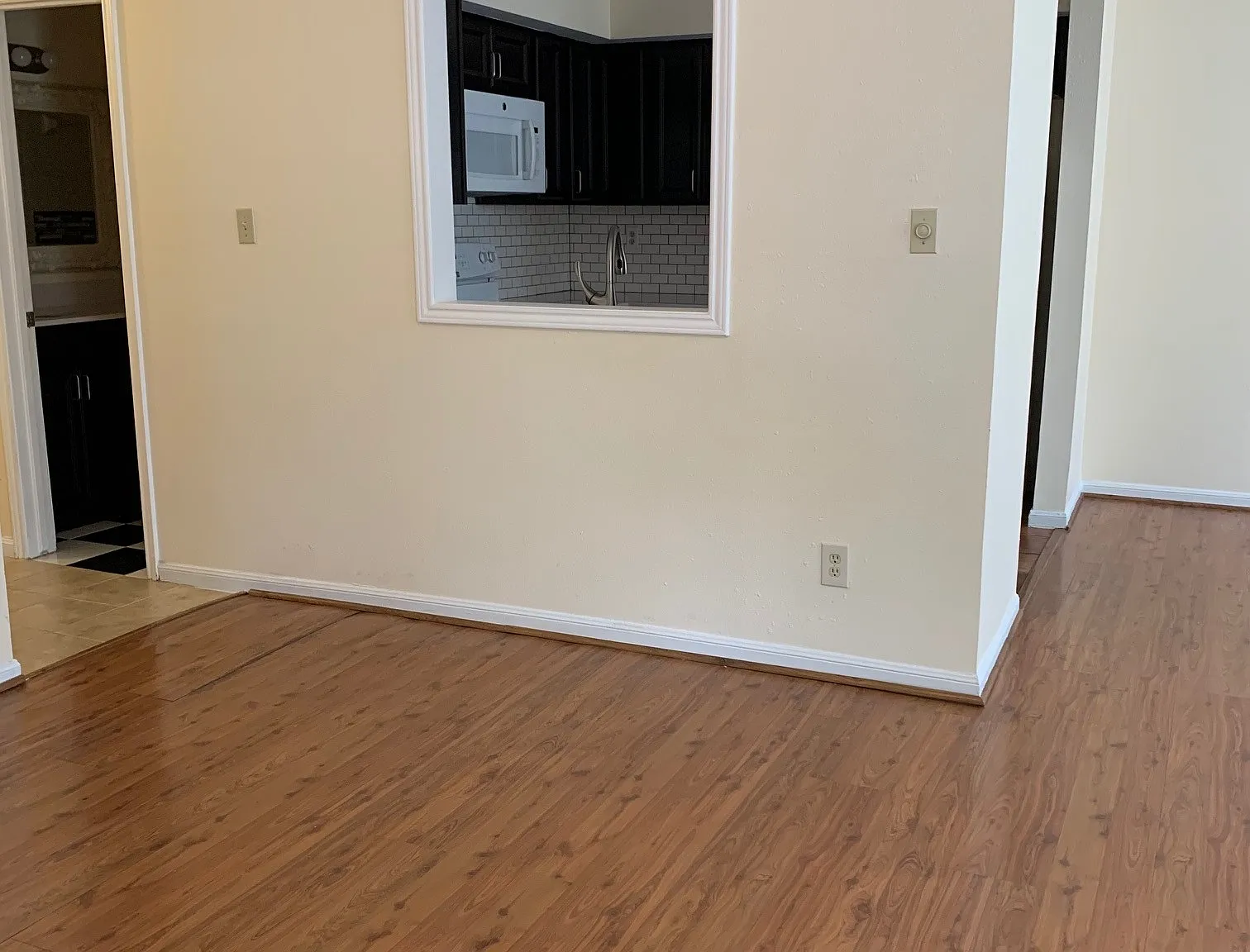 2 bed, 857 sqft, $1,900 — Photo 4
