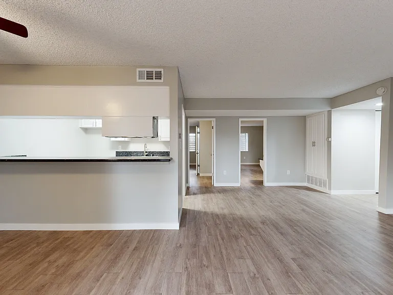 Pine Lake Apartments — Photo 35