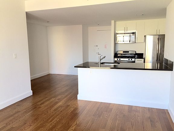 2nd image of 236 Livingston St APT 22B