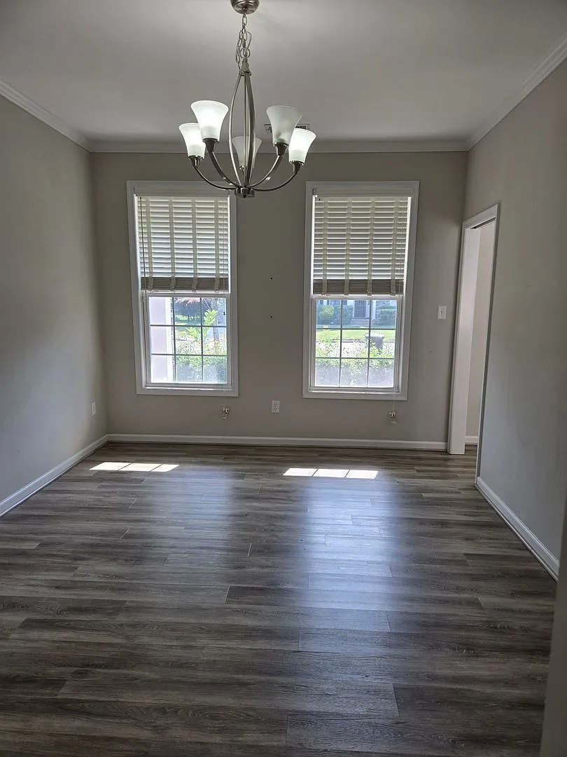 Beautiful 4 Bedroom in Kellam — Photo 4