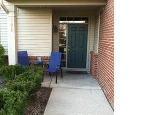 601 Abbington Ct, Howell, MI 48843