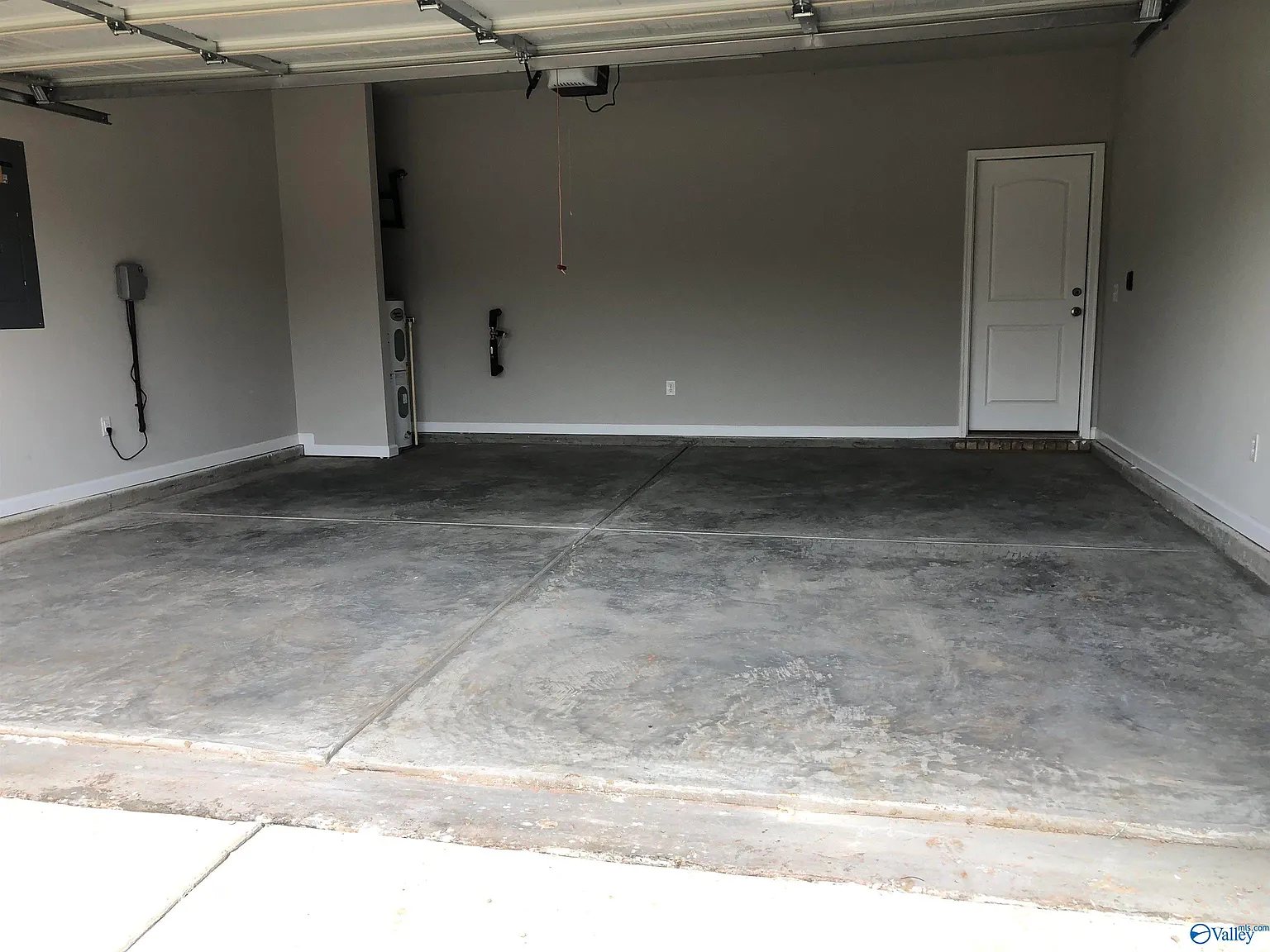 4 bed, 2.0 bath, 1884 sqft, $1,895 — Photo 4