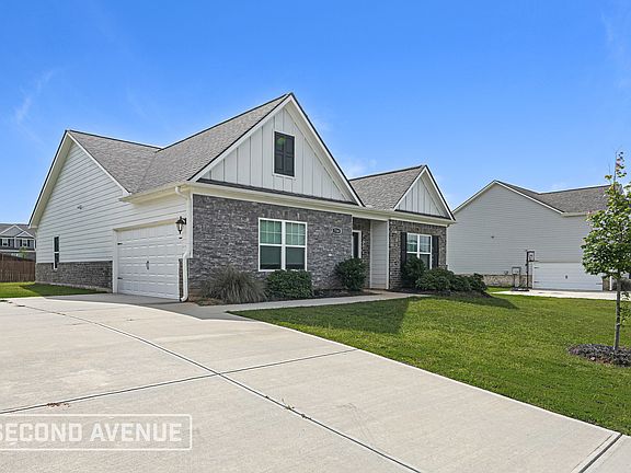 4th image of 714 Woody Dr