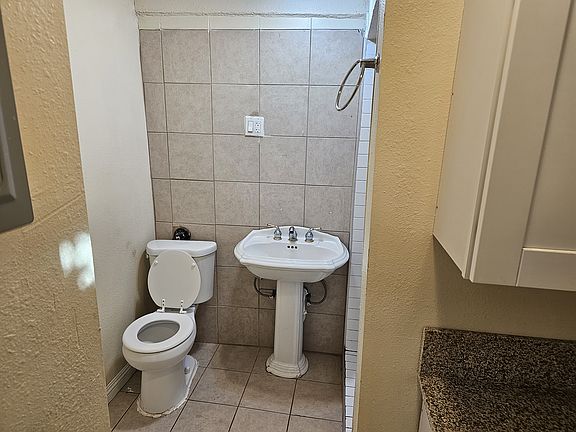 3rd image of 11832 Sapota Dr