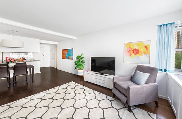 1st image of 35 Park Ave APT 5F