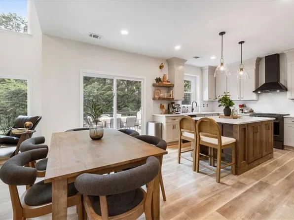 255 Fieldstone Ct, Alpharetta, GA 30009
