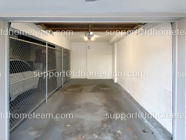 3520 Lake Washington Blvd SE #101 — Photo 18
