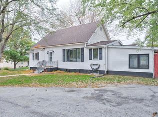 523 N 36th St, Council Bluffs, IA 51501