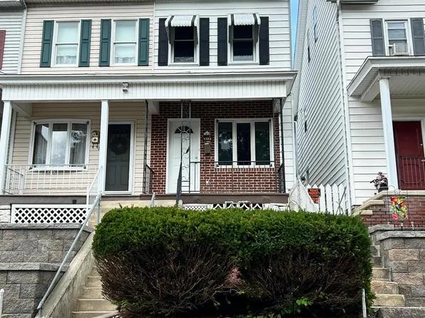 1125 Market St, Ashland, PA 17921