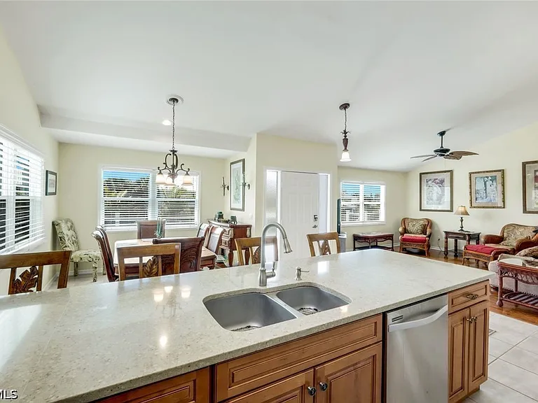 21580 Indian Bayou Dr #582 — Photo 9