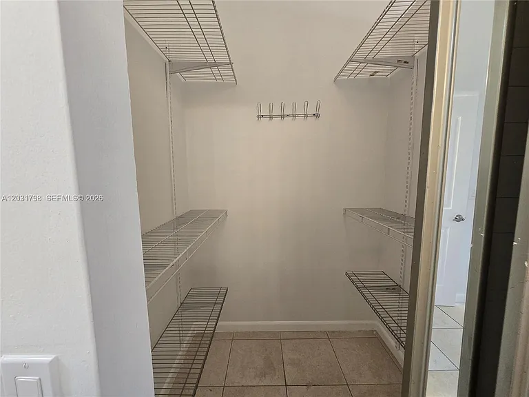 2231 SW 80th Ter #2231 — Photo 9