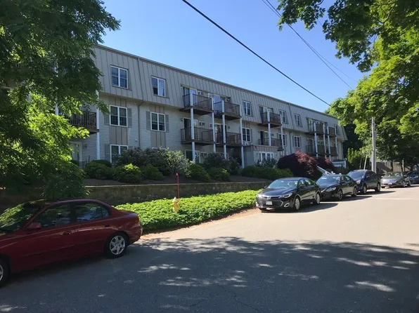 2 Ocean Ave APT 3L, Gloucester, MA 01930