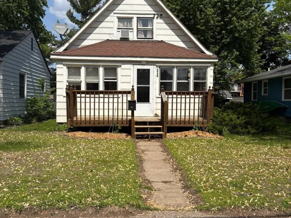 3934 Hubbard Ave N, Robbinsdale, MN 55422