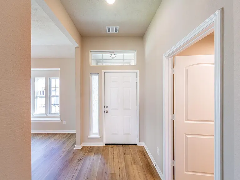 3317 Rolling View Ct — Photo 5