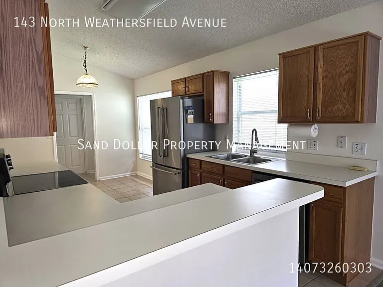 143 N Weathersfield Ave — Photo 4