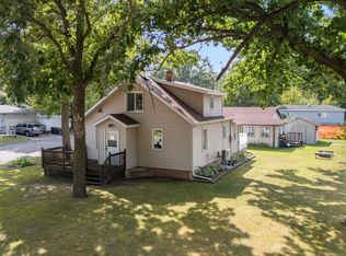712 4th St SW, Little Falls, MN 56345