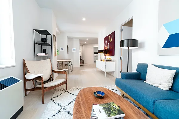 Rented by Metro Loft Management | media 2