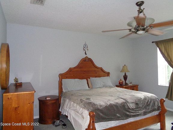 3rd image of 1929 Tullagee Ave #0