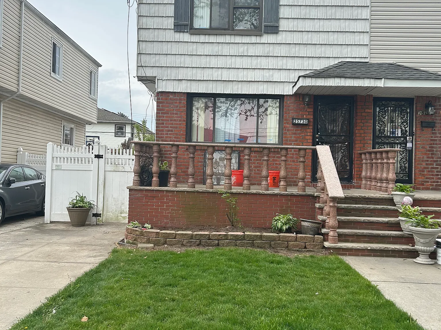 3 bed, 1.5 bath, 1088 sqft, $4,100 — Photo 1