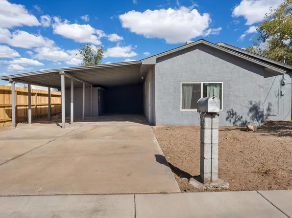 2421 Edna Ave NW, Albuquerque, NM 87104