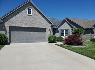 4132 Lake Pine Dr, Maumee, OH 43537