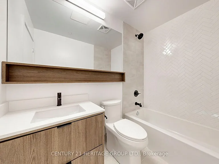 8888 Yonge St #622 — Photo 17