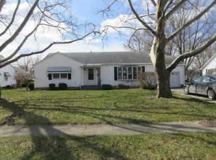 1329 Meister Rd, Lorain, OH 44053