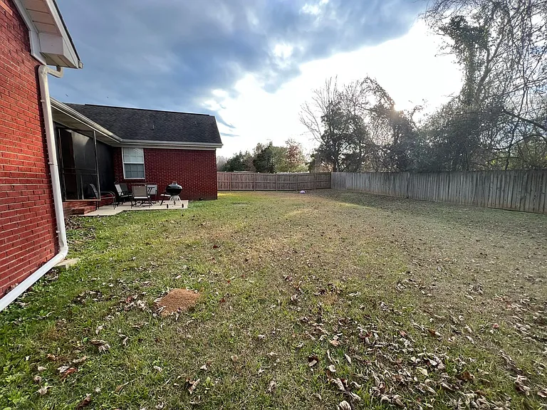 10120 Sunlight Dr — Photo 42
